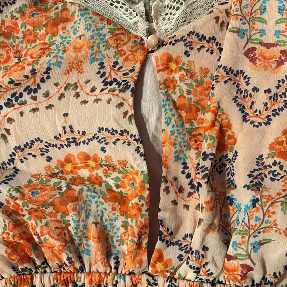 Charlotte Russe romper - Picture 3 of 4